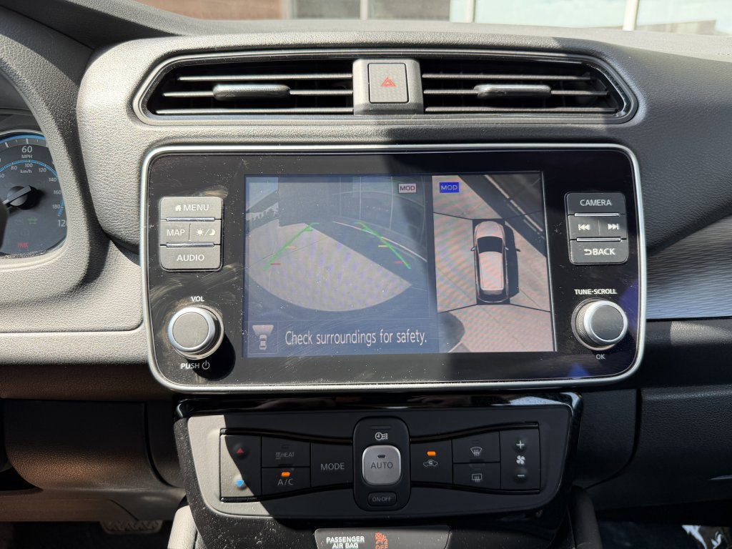 Used 2025 Nissan Leaf SV Plus FWD image 21
