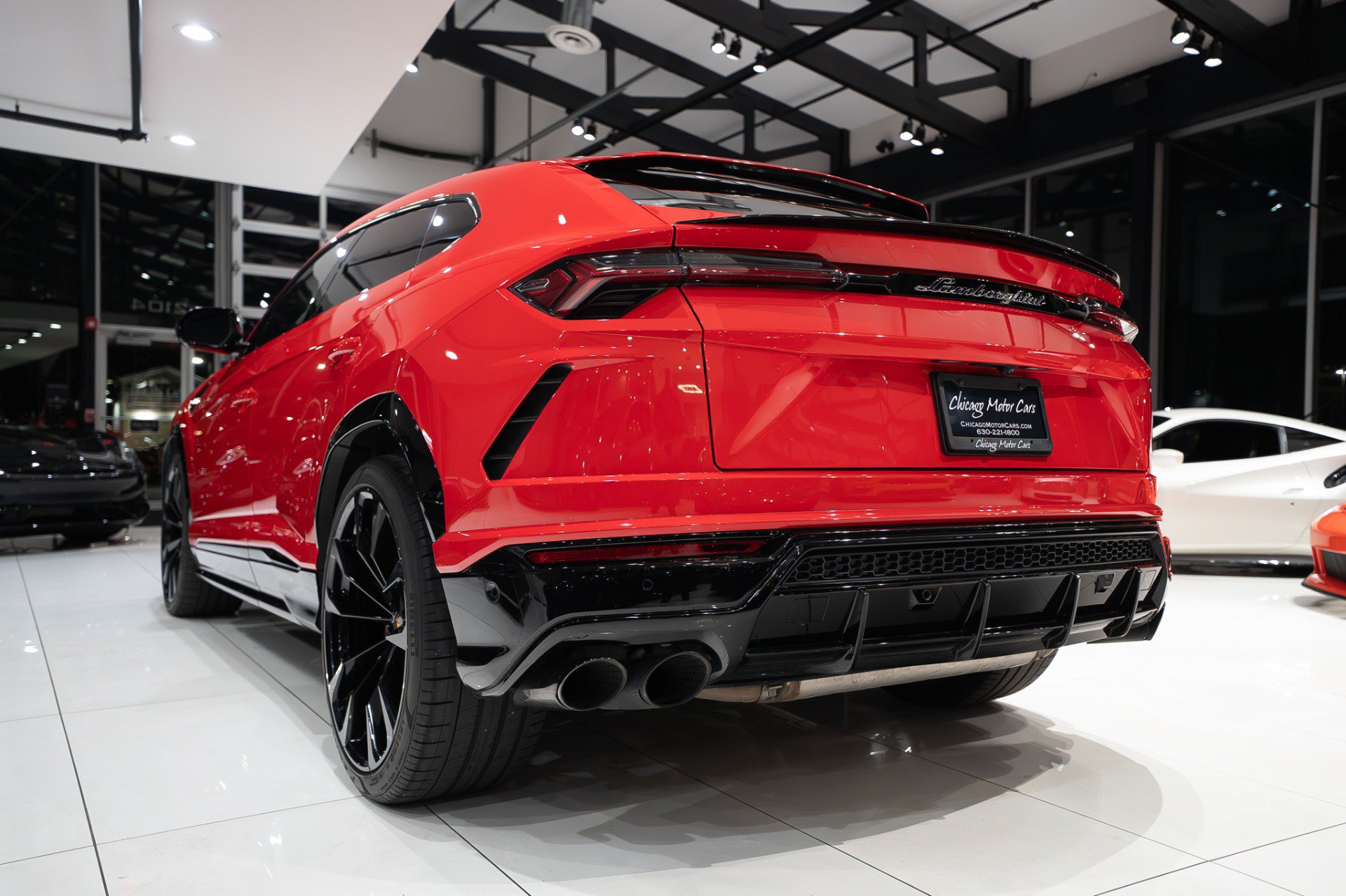Used 2022 Lamborghini Urus AWD/4WD image 57