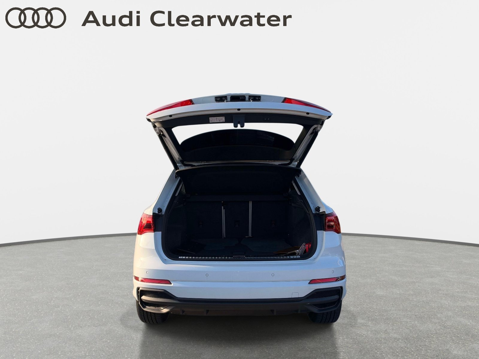 Certified 2024 Audi Q3 2.0T Premium Plus w/ Premium Plus Package AWD/4WD image 7