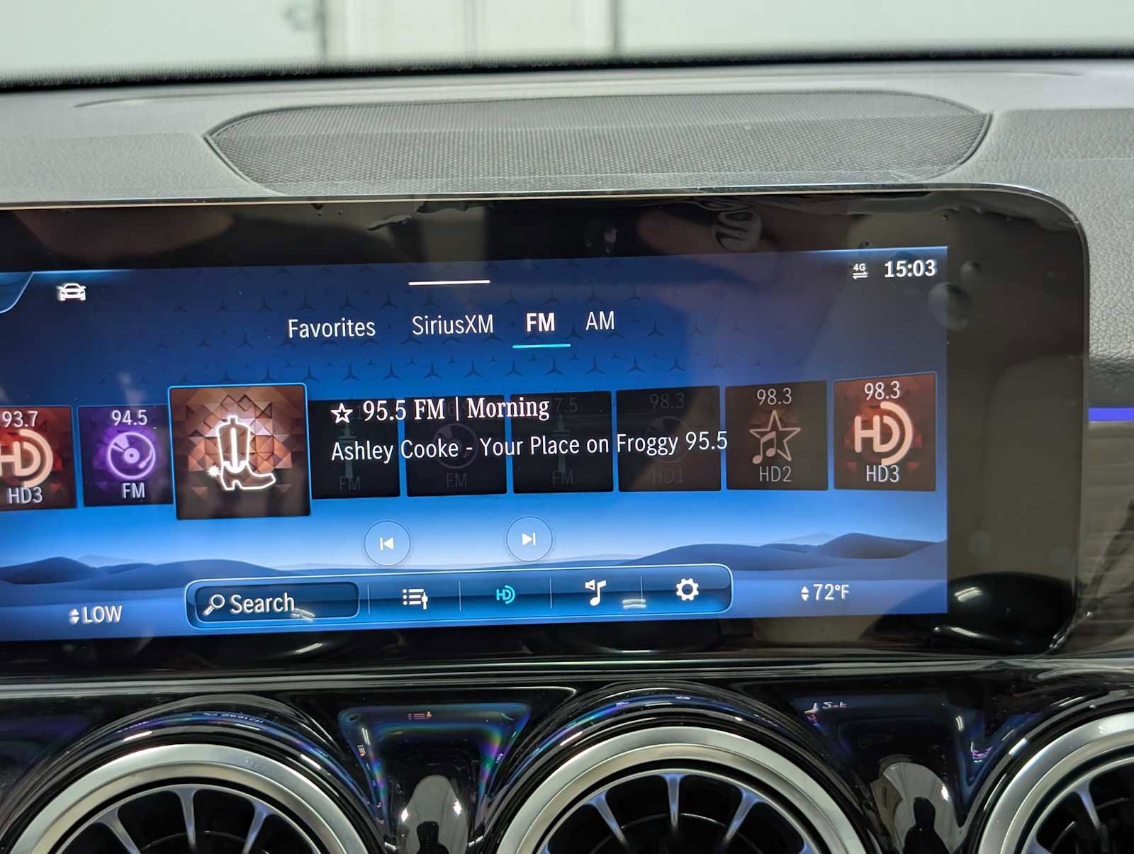 New 2026 Mercedes-Benz GLB 250 4MATIC image 24