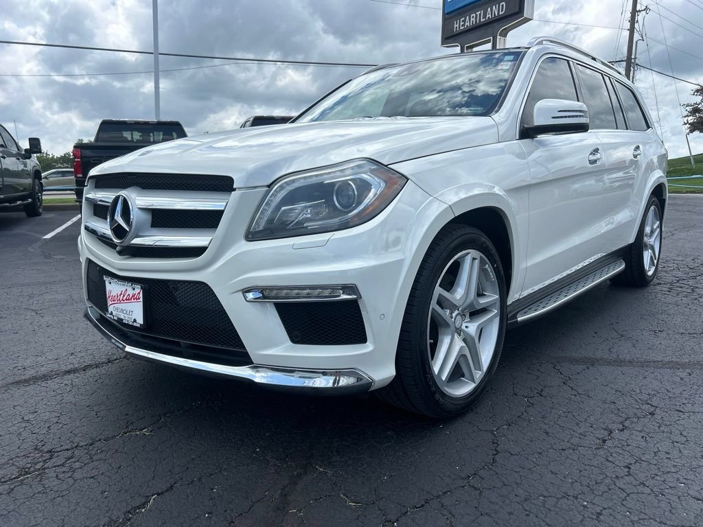 Used 2014 Mercedes-Benz GL 550 4MATIC image 1