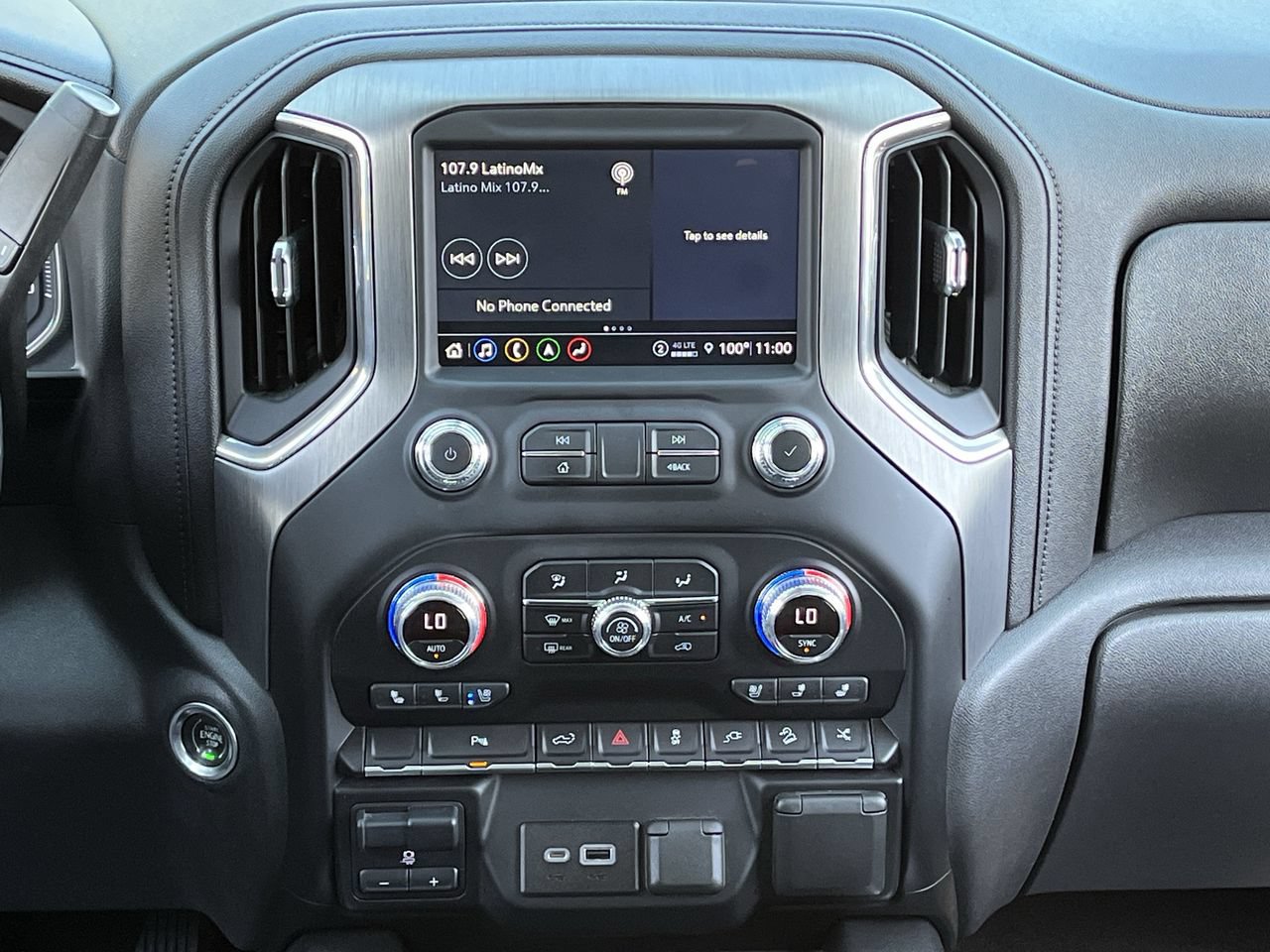 Used 2022 GMC Sierra 1500 Denali w/ Denali Premium Package AWD/4WD image 15