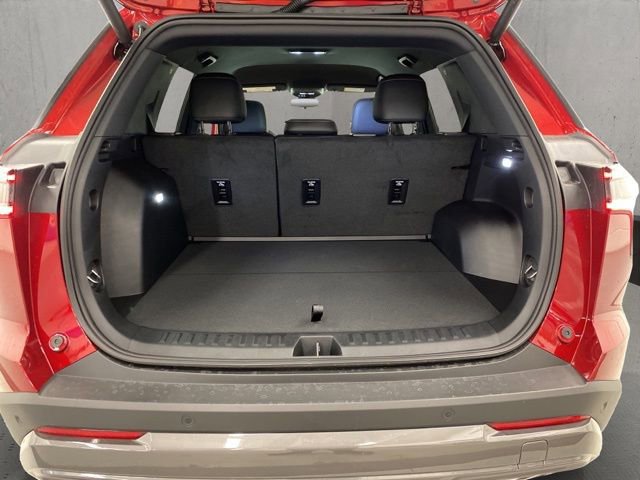 New 2026 Chevrolet Equinox ACTIV w/ Convenience Package III image 13