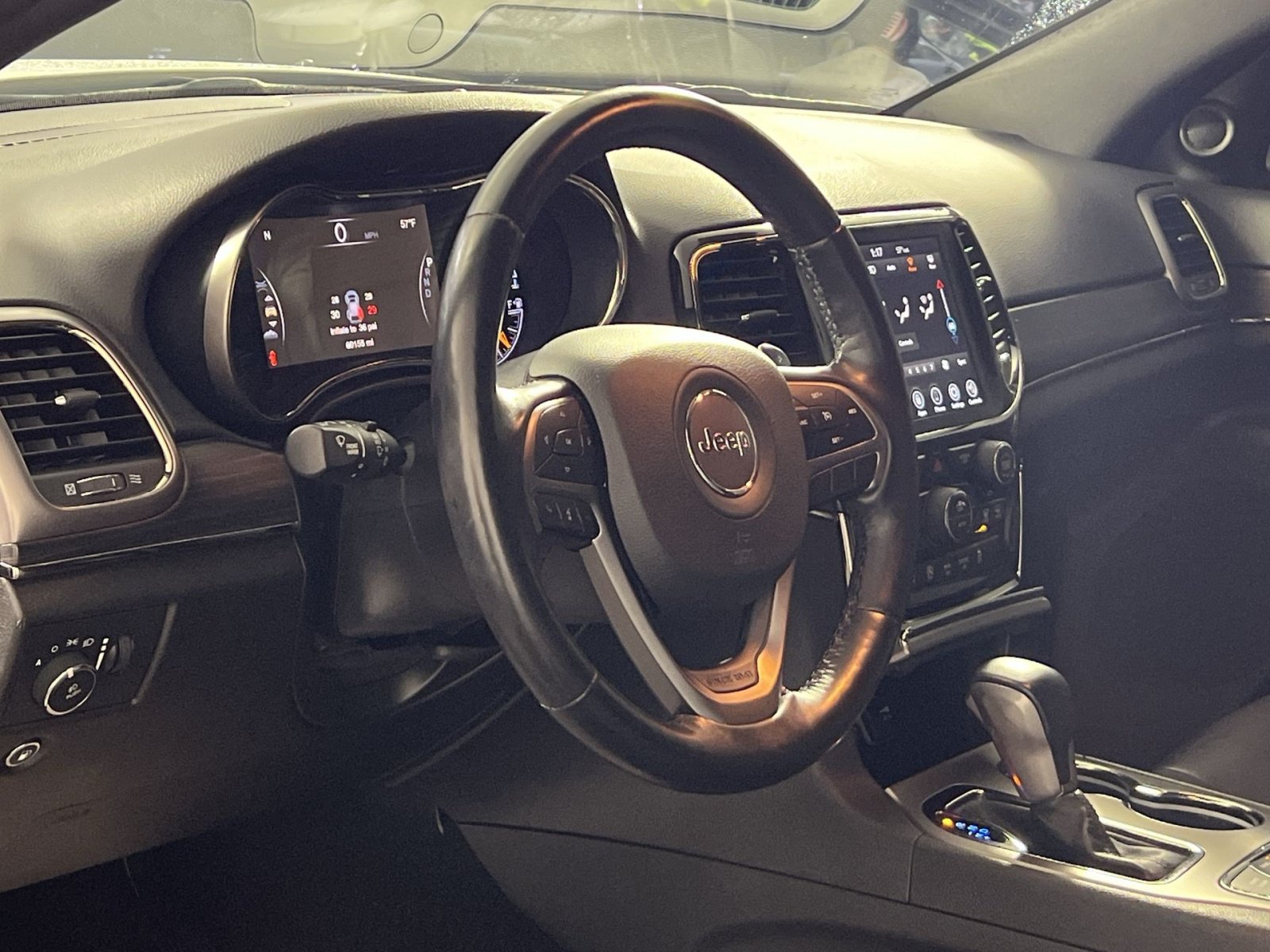 Used 2021 Jeep Grand Cherokee Limited X AWD/4WD image 16