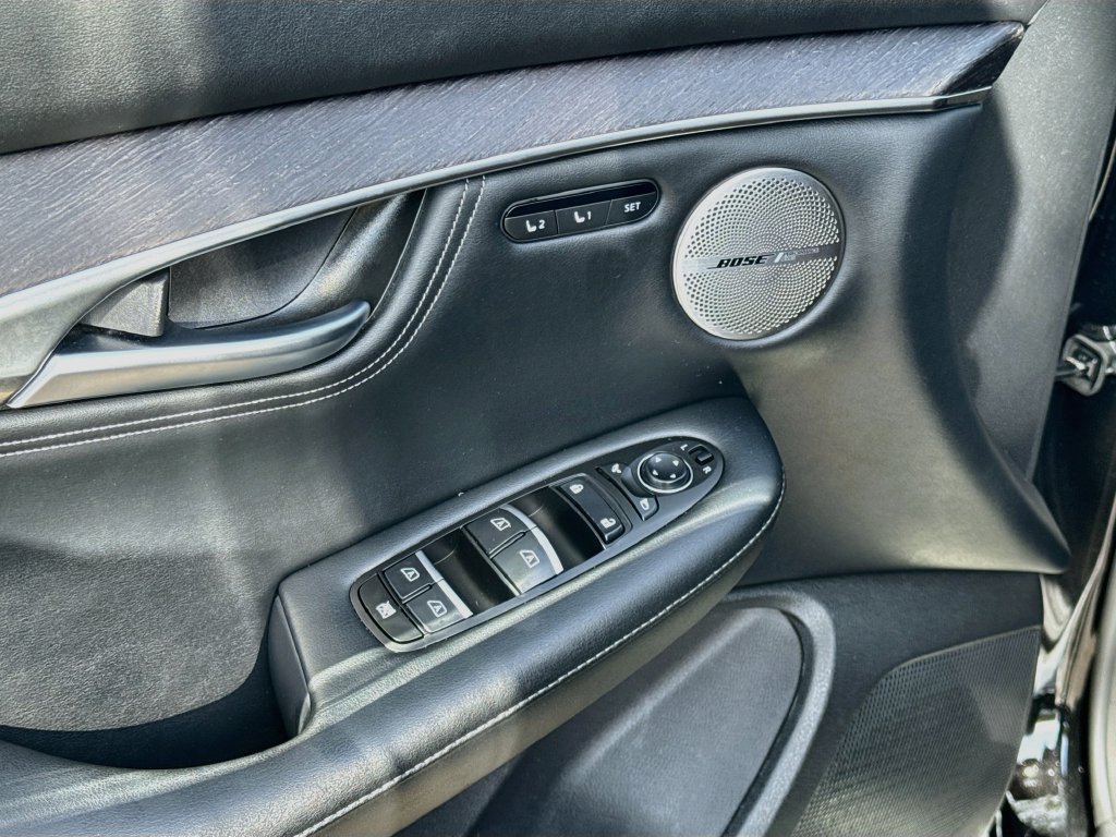 Certified 2025 INFINITI QX55 Sensory w/ Lighting Package AWD/4WD image 19