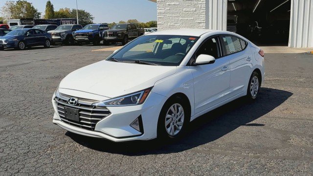 Used 2019 Hyundai Elantra SE w/ Cargo Package image 4