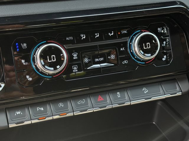 New 2026 GMC Sierra 1500 AT4 w/ AT4 Premium Package AWD/4WD image 20