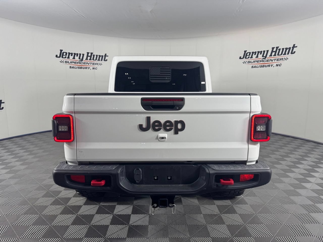 Used 2023 Jeep Gladiator Rubicon w/ LED Lighting Group AWD/4WD image 8