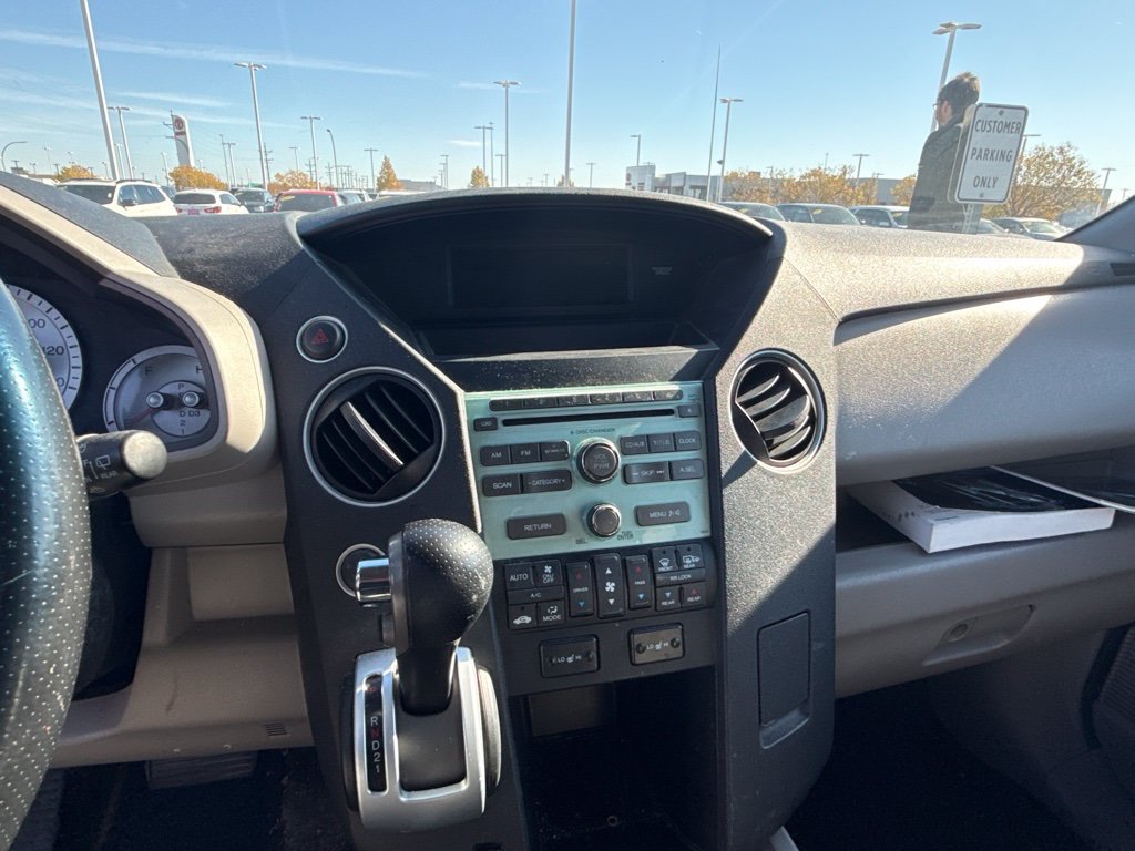 Used 2010 Honda Pilot EX-L image 17