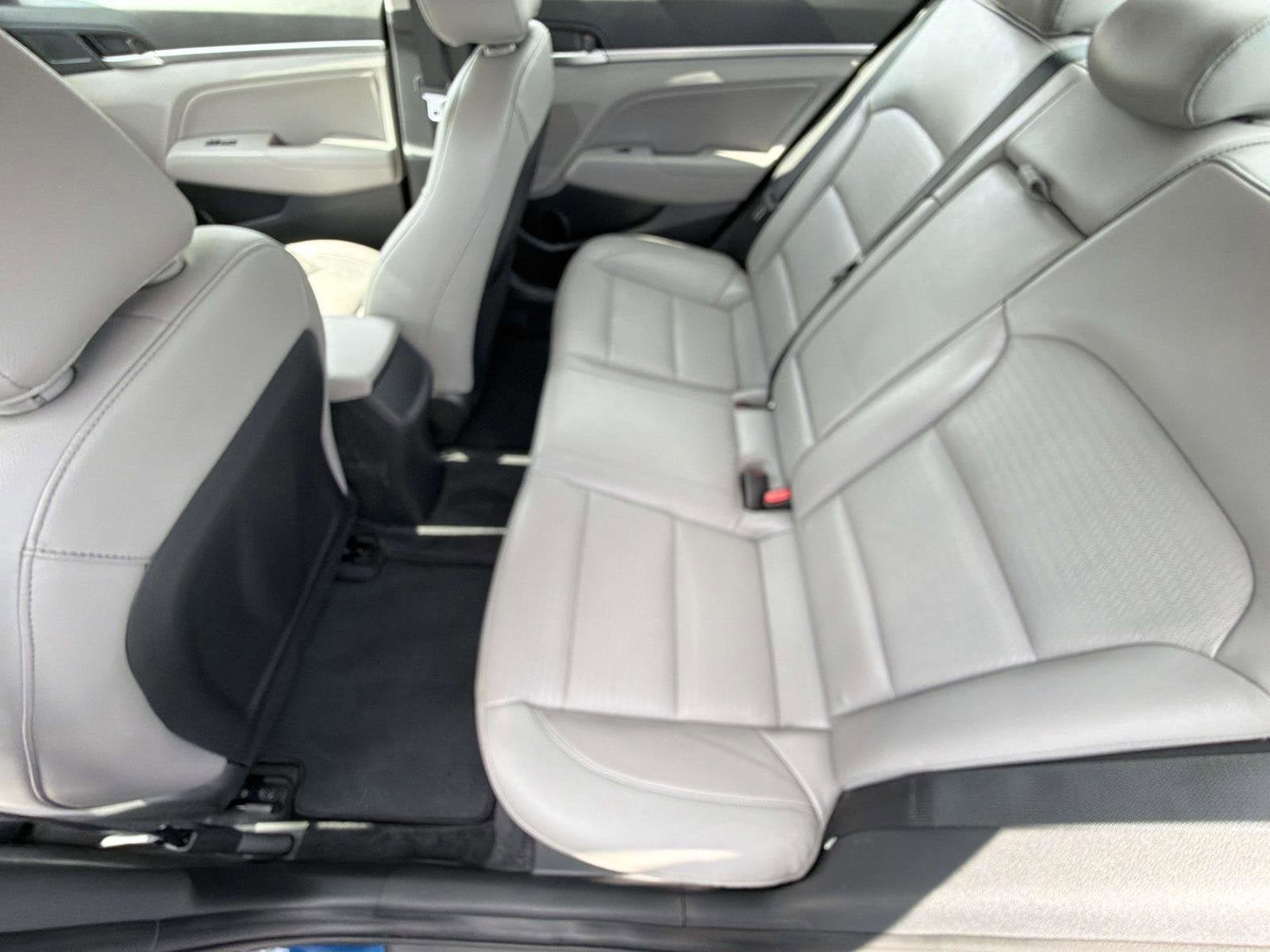 Used 2020 Hyundai Elantra Limited w/ Cargo Package (C1) image 4