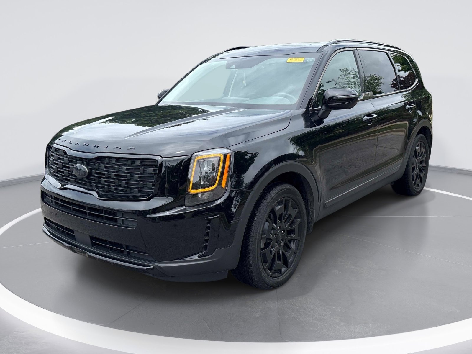 Used 2021 Kia Telluride EX w/ EX Premium Package AWD/4WD image 3
