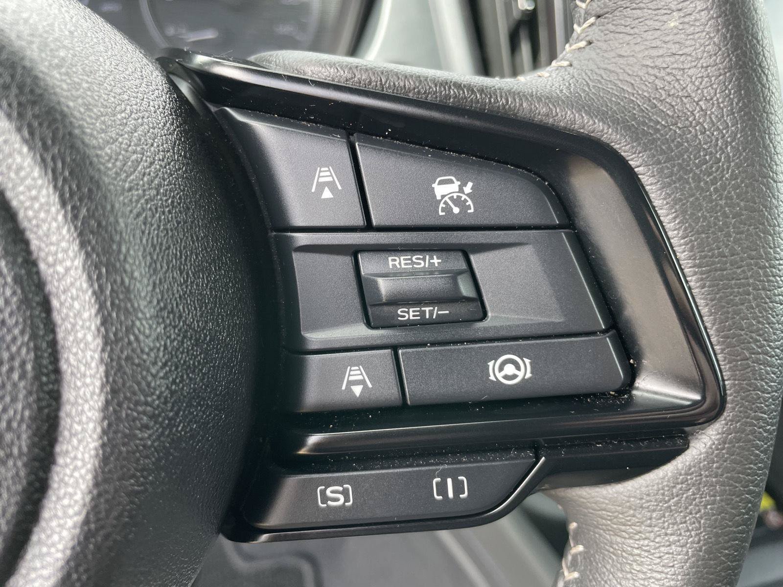Used 2025 Subaru Forester Premium AWD/4WD image 15