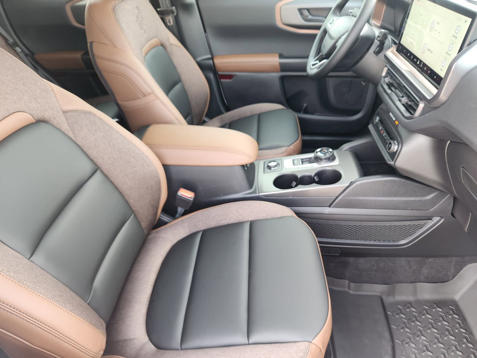 New 2026 Ford Bronco Sport Outer Banks image 14