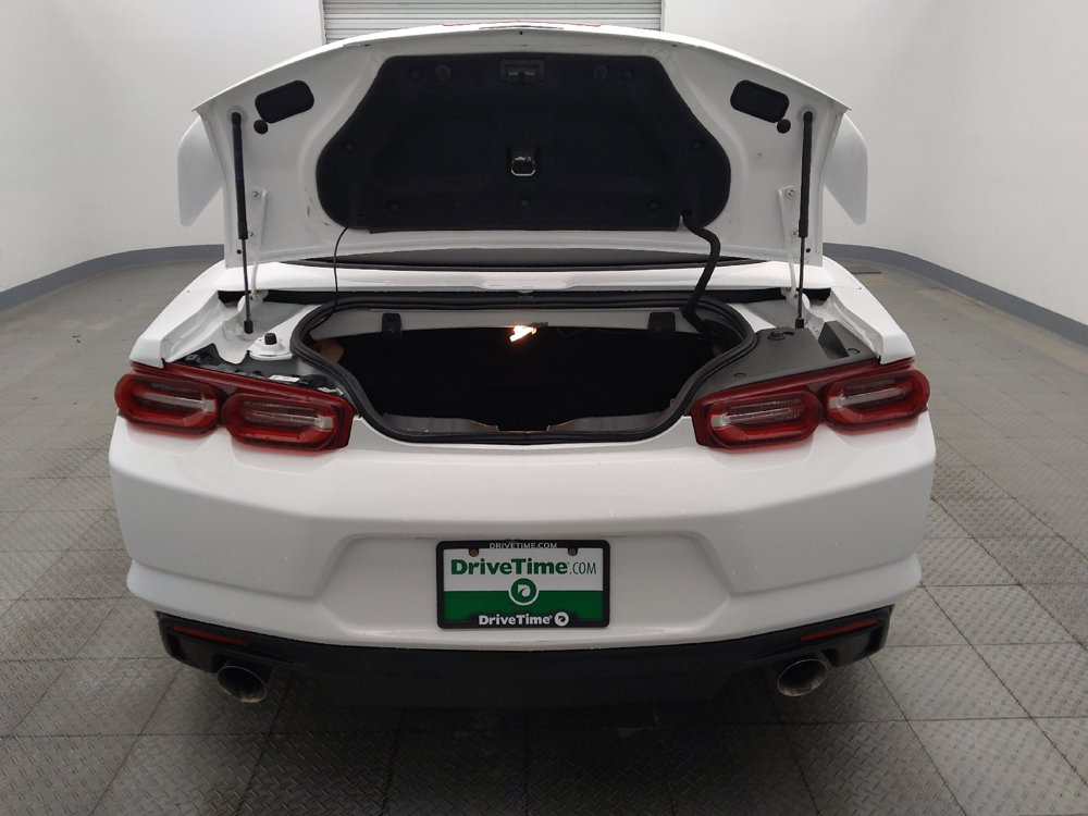 Used 2020 Chevrolet Camaro LT RWD image 29