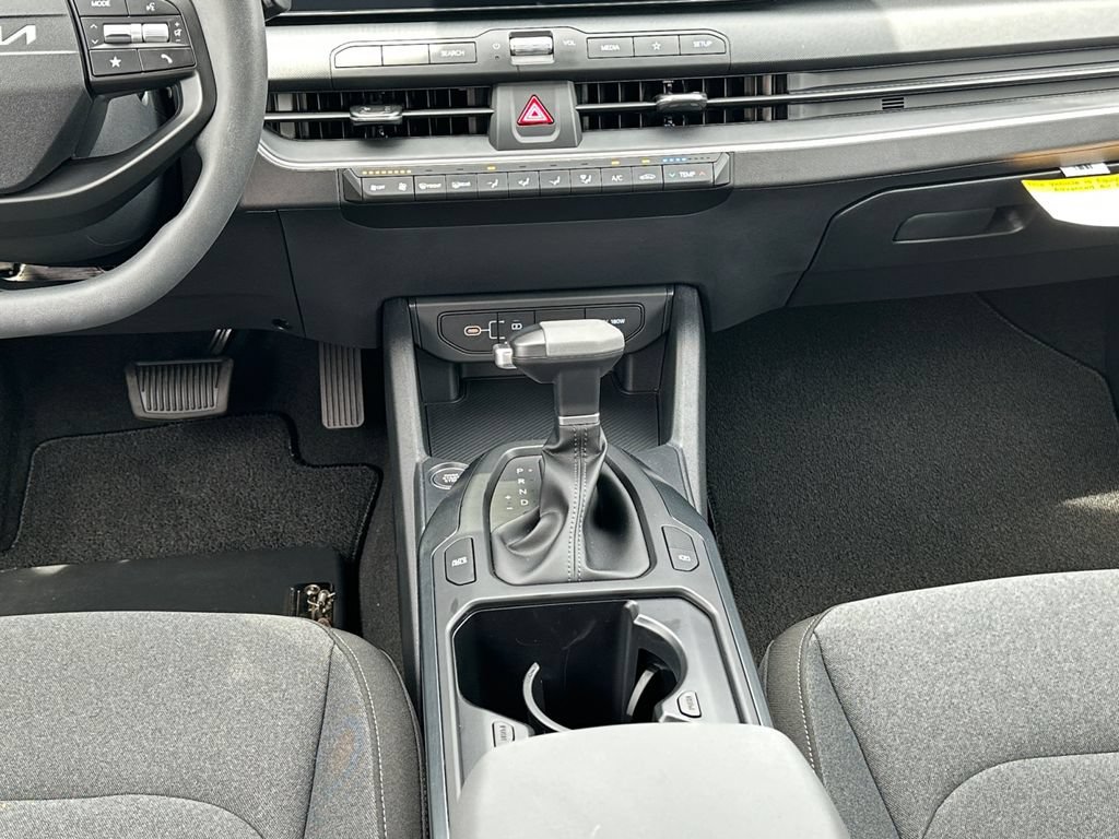 New 2026 Kia K4 FWD image 12