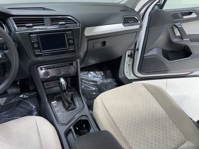 Used 2020 Volkswagen Tiguan S image 21