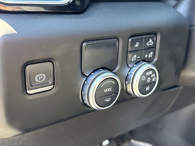 Used 2022 GMC Sierra 1500 Denali RWD image 18