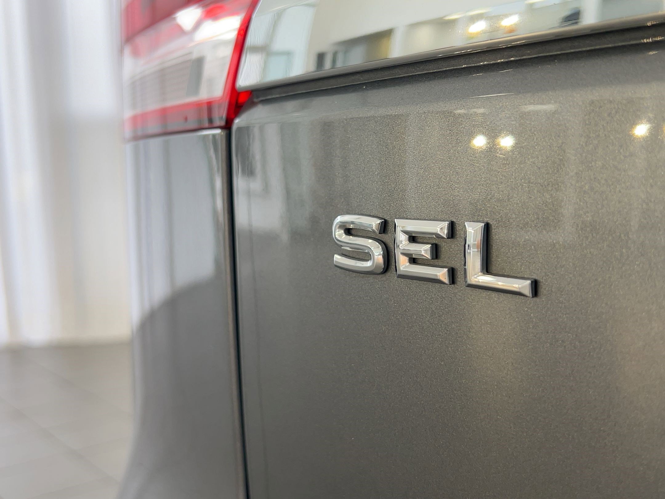 Used 2019 Volkswagen Atlas SEL image 33