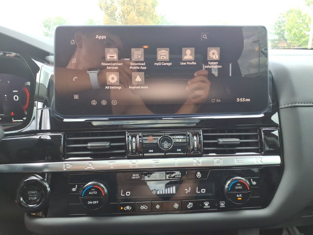 New 2026 Nissan Pathfinder SL w/ SL Premium Package AWD/4WD image 30