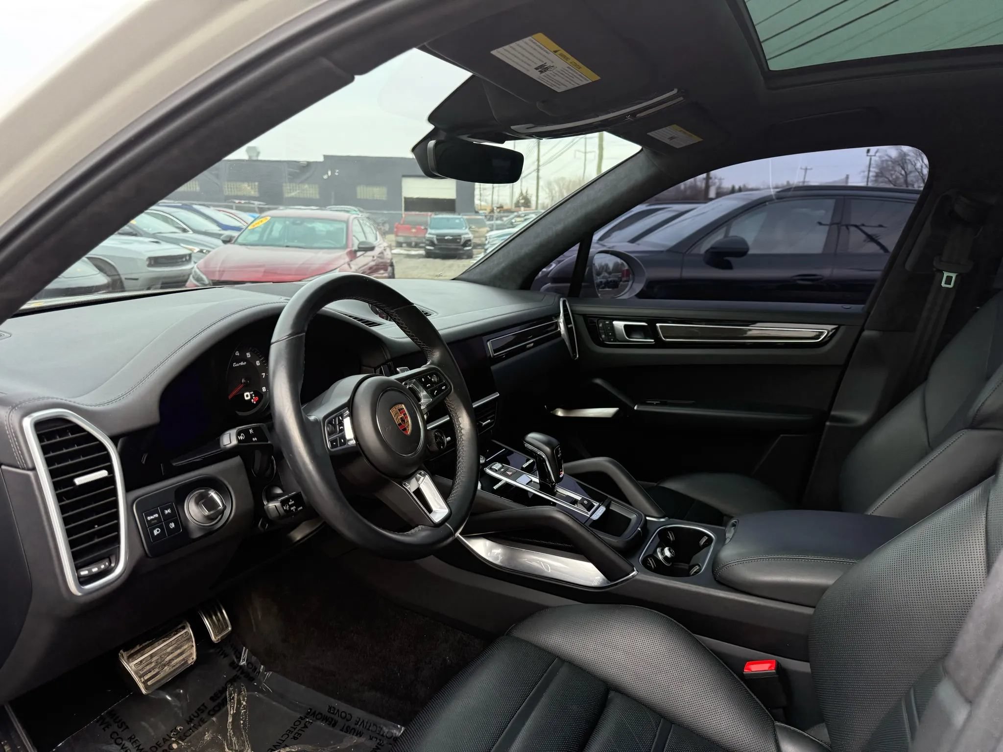 Used 2023 Porsche Cayenne Turbo w/ Premium Package Plus AWD/4WD image 16