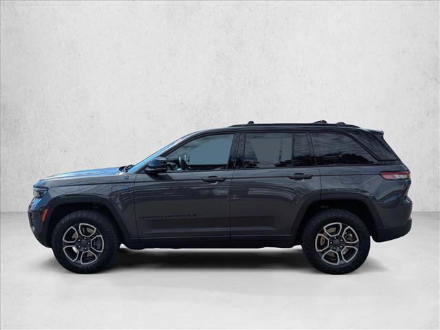 Used 2022 Jeep Grand Cherokee Trailhawk w/ Advanced Protech Group II AWD/4WD image 10