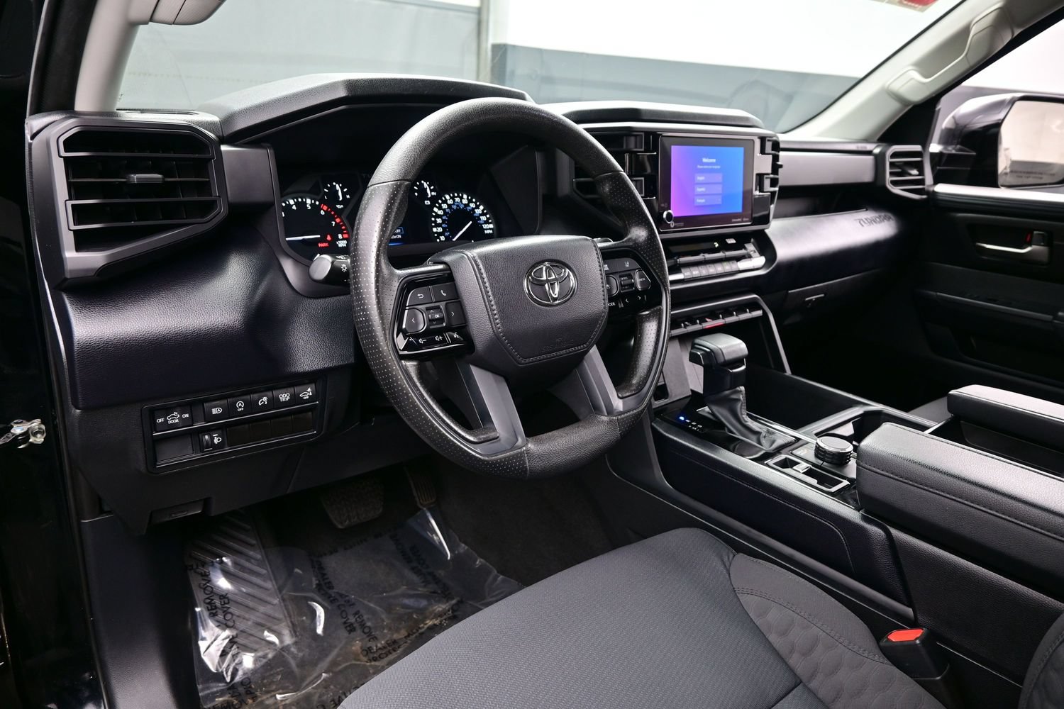 Used 2023 Toyota Tundra SR5 w/ SR5 Convenience Package AWD/4WD image 13