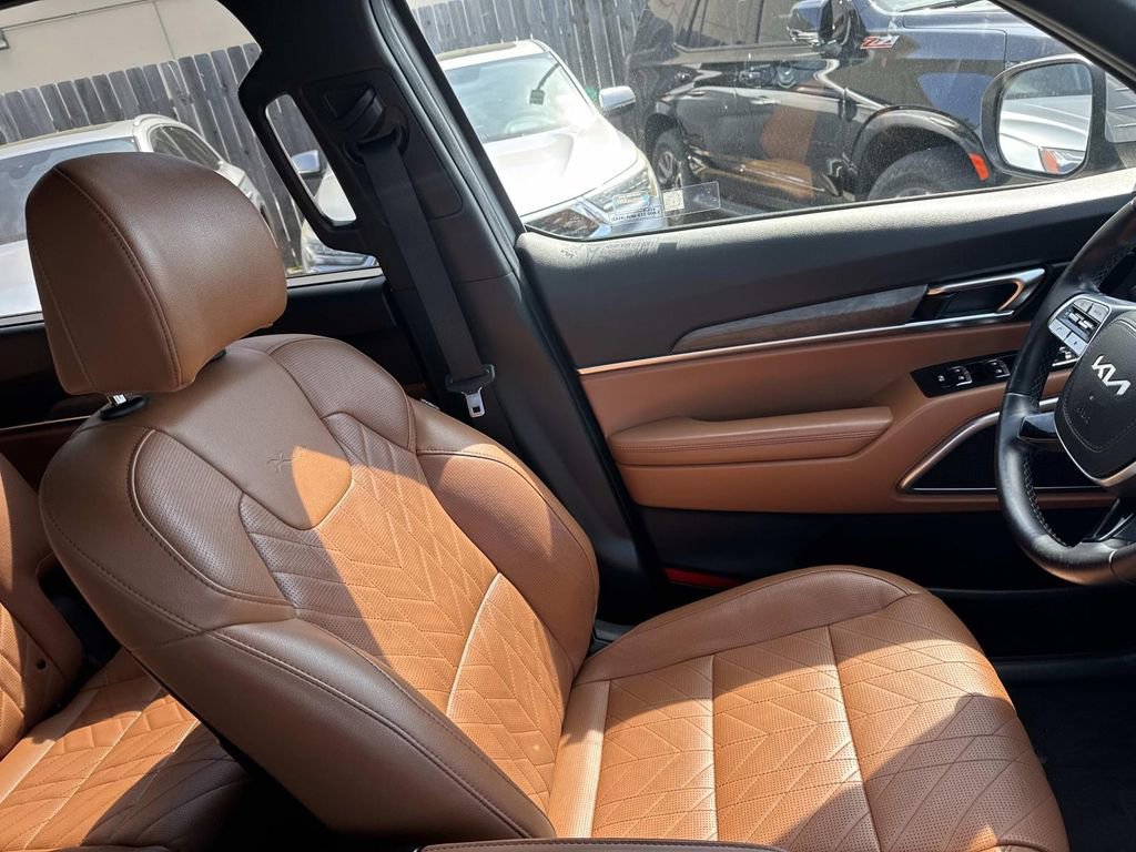 Used 2024 Kia Telluride EX X-Line image 11