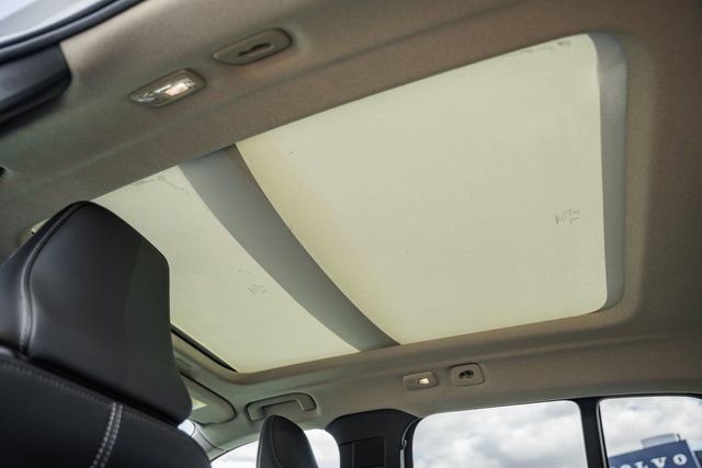 Used 2026 Volvo XC40 B5 Plus w/ Protection Package Premier image 34