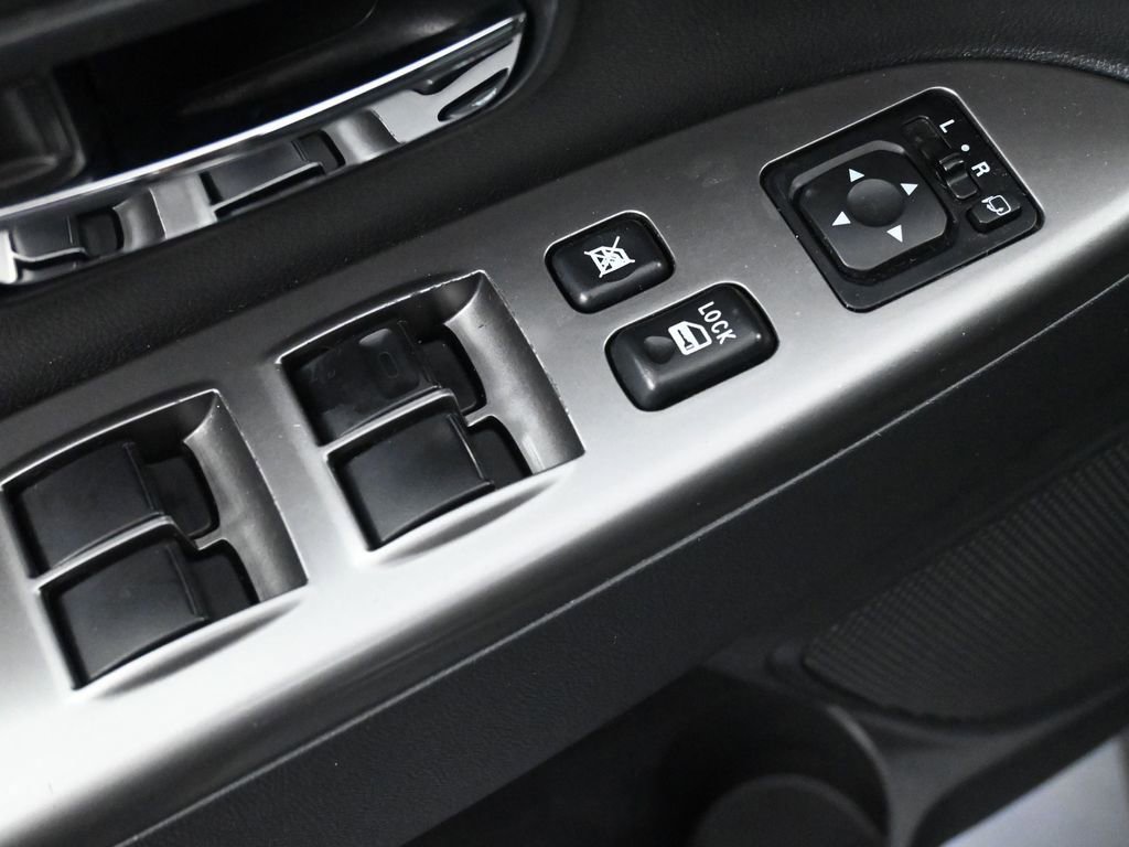 Used 2024 Mitsubishi Outlander Sport AWD image 25