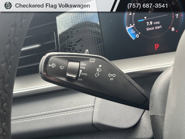 New 2025 Volkswagen Tiguan SE R-Line image 40