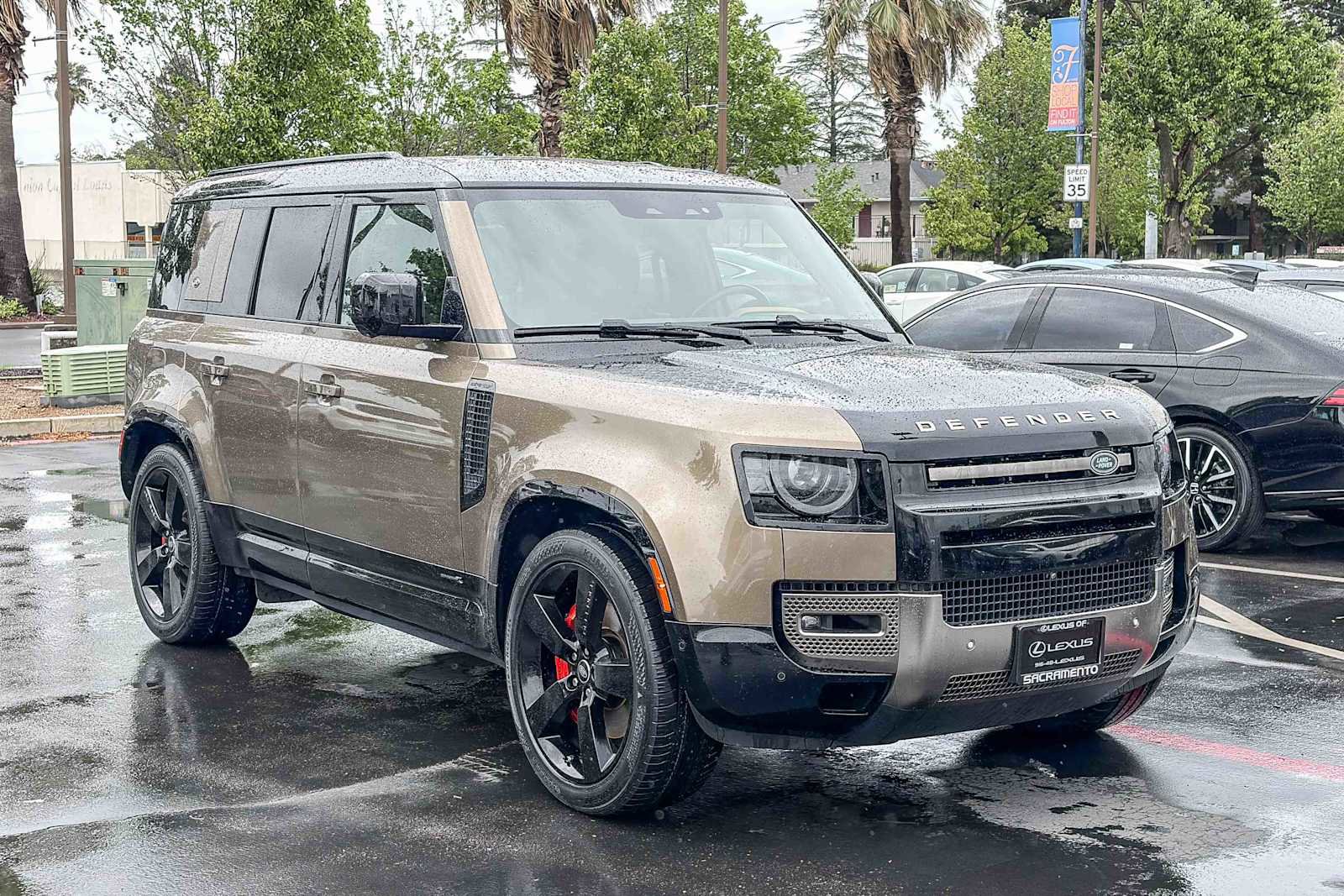 Used 2020 Land Rover Defender 110 X image 5