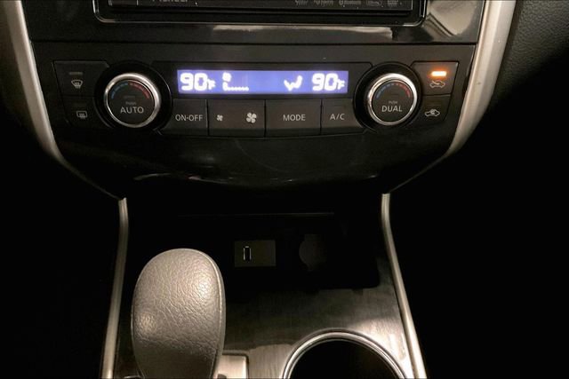 Used 2013 Nissan Altima 2.5 SV w/ 2.5SV Convenience Pkg FWD image 32