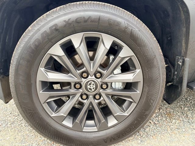 Used 2025 Toyota Land Cruiser w/ Premium Package image 5