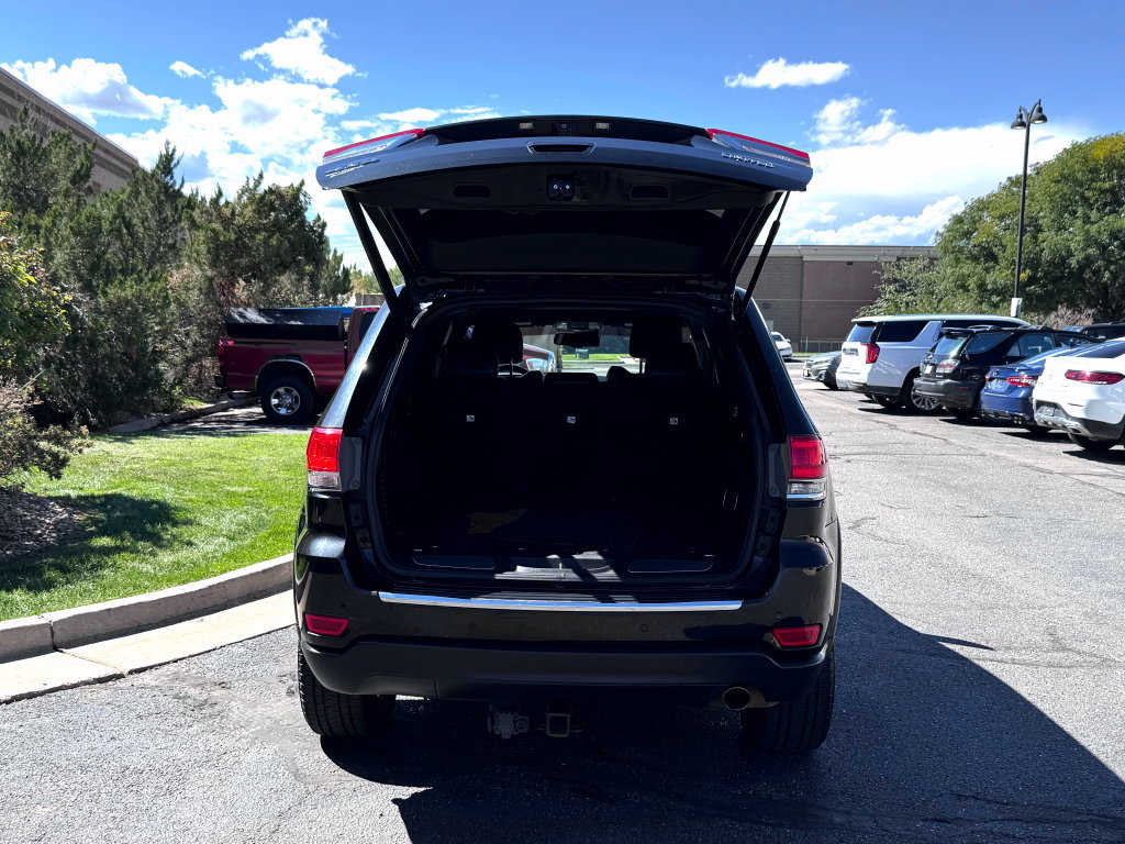 Used 2015 Jeep Grand Cherokee Limited w/ Luxury Group II AWD/4WD image 12