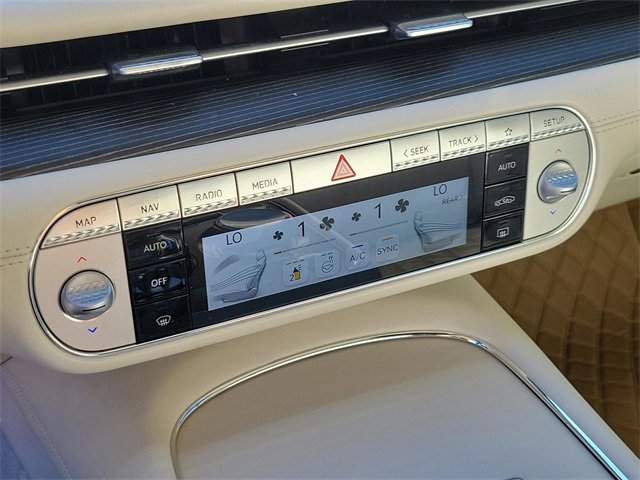 Used 2023 Genesis G90 3.5T image 20