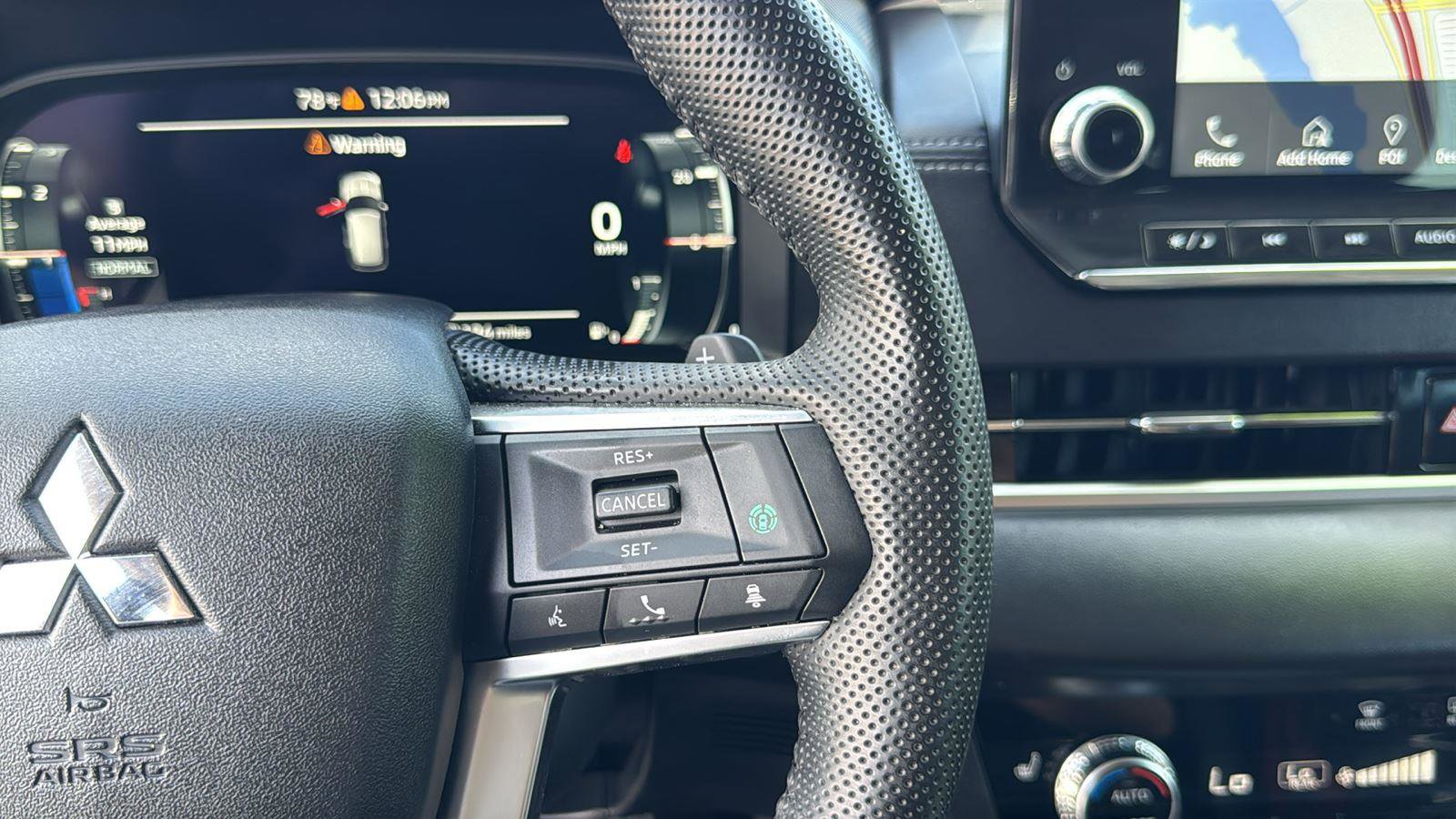 Used 2023 Mitsubishi Outlander SEL image 17