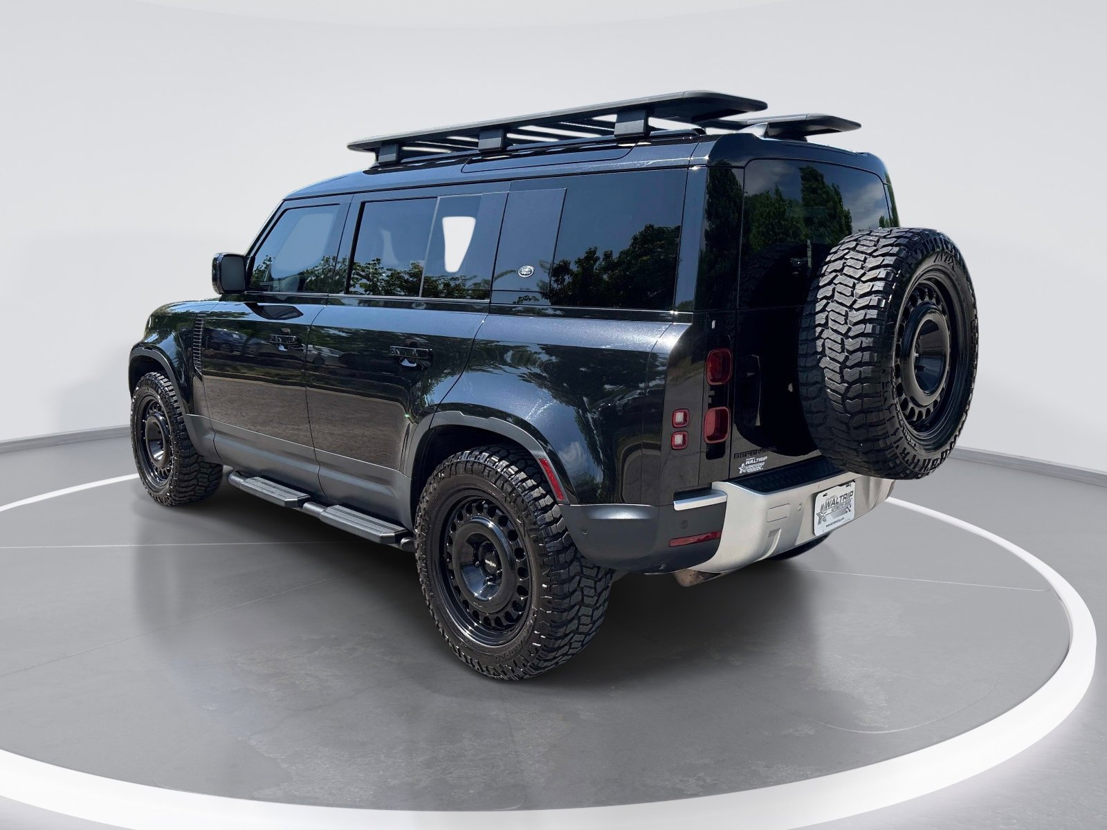 Used 2022 Land Rover Defender 110 S AWD/4WD image 6
