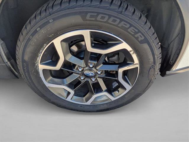 Used 2017 Subaru Crosstrek 2.0i Premium AWD/4WD image 9