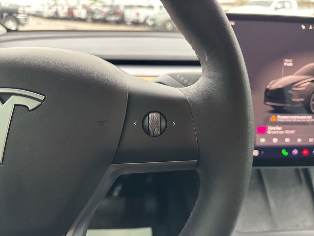 Used 2023 Tesla Model Y Long Range image 61