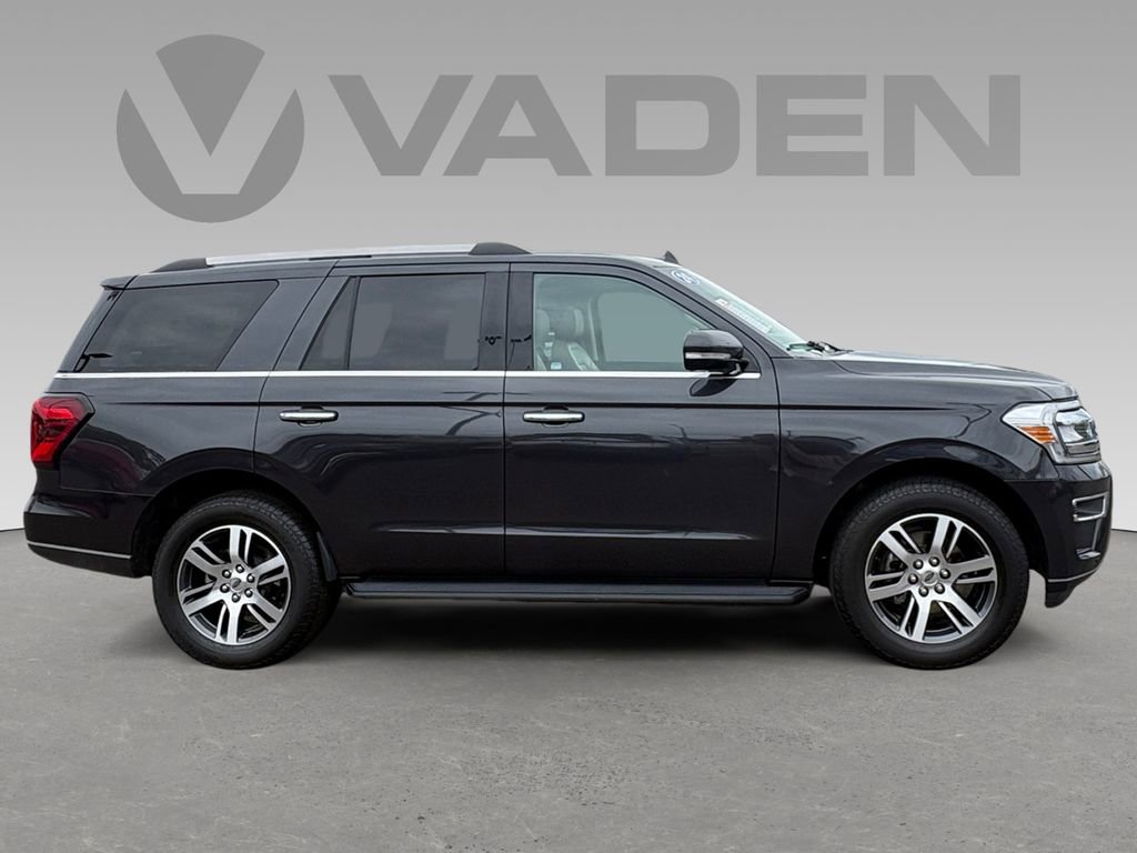 Used 2024 Ford Expedition Limited image 7