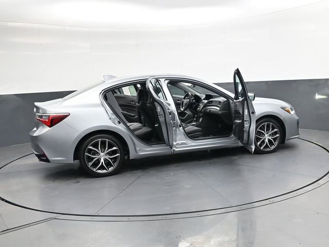 Used 2022 Acura ILX w/ Premium Package FWD image 40