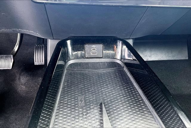 Used 2025 Ford Mustang Mach-E Premium AWD/4WD image 15
