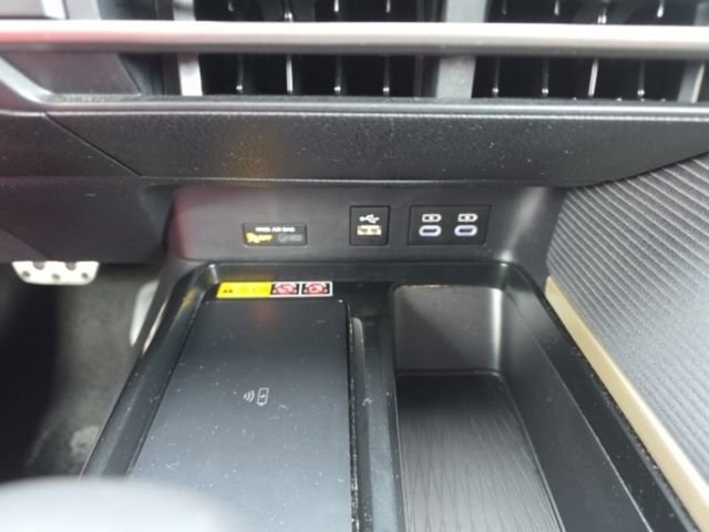 Certified 2025 Toyota Camry SE image 20