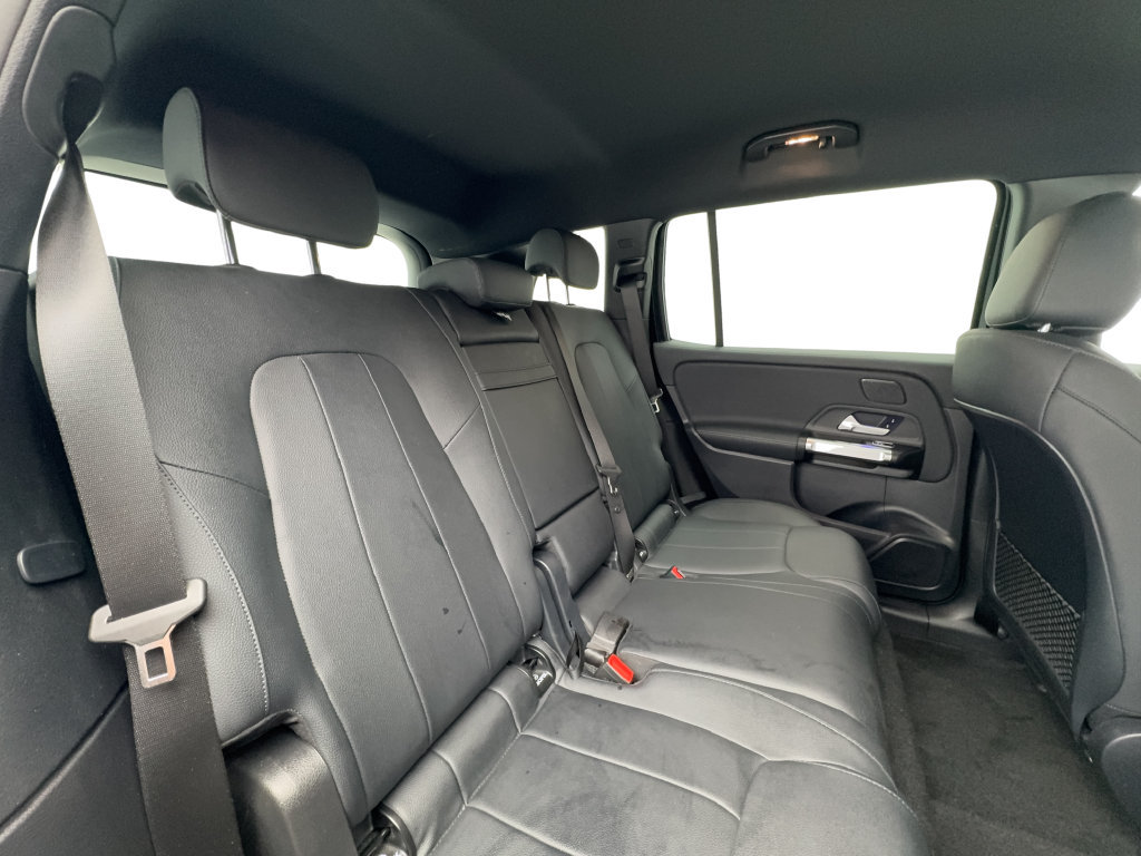 Used 2024 Mercedes-Benz EQB 300 4MATIC image 26