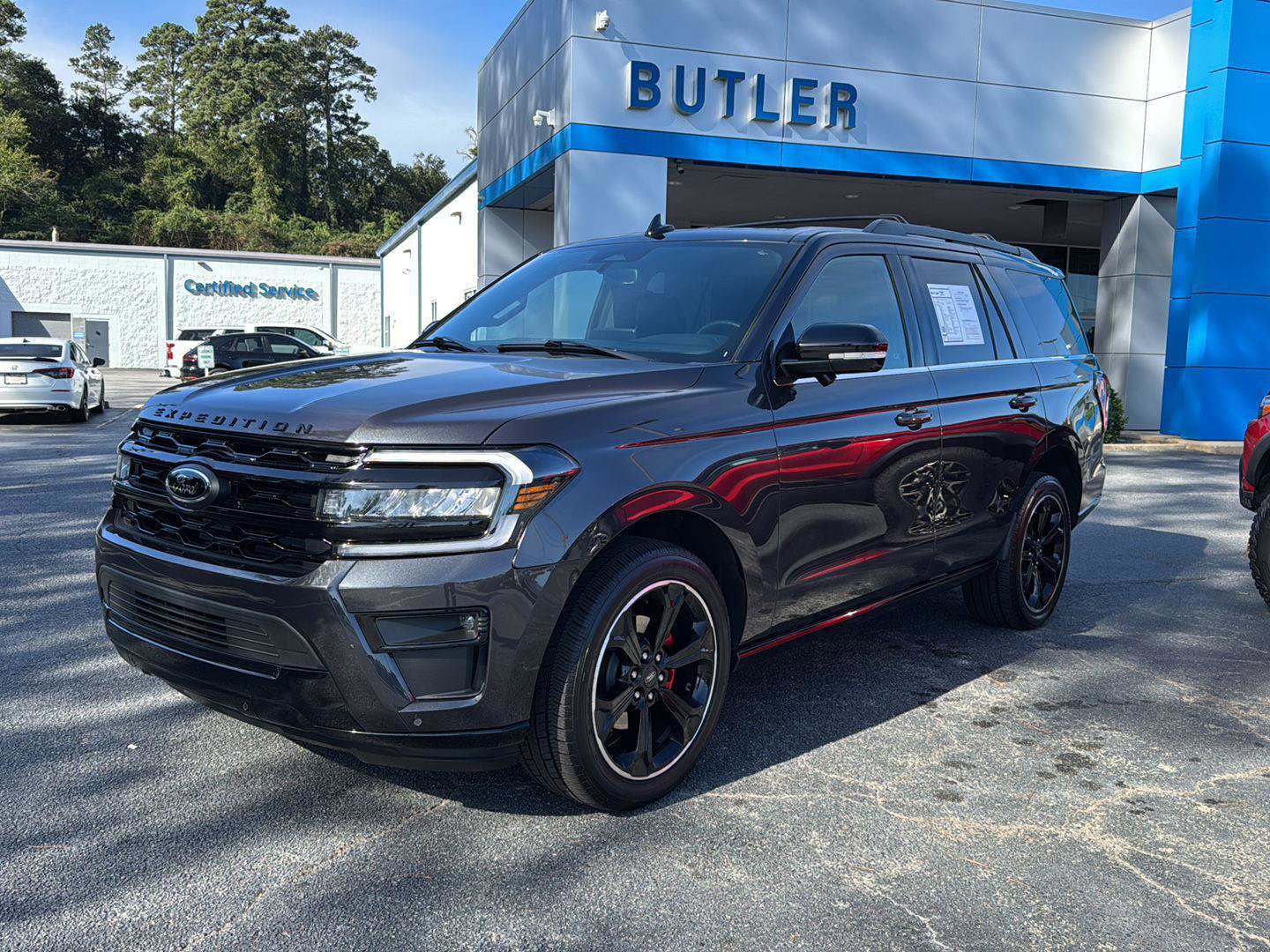 Used 2024 Ford Expedition Limited