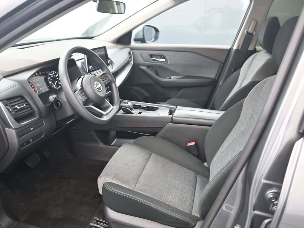 Used 2023 Nissan Rogue SV image 15