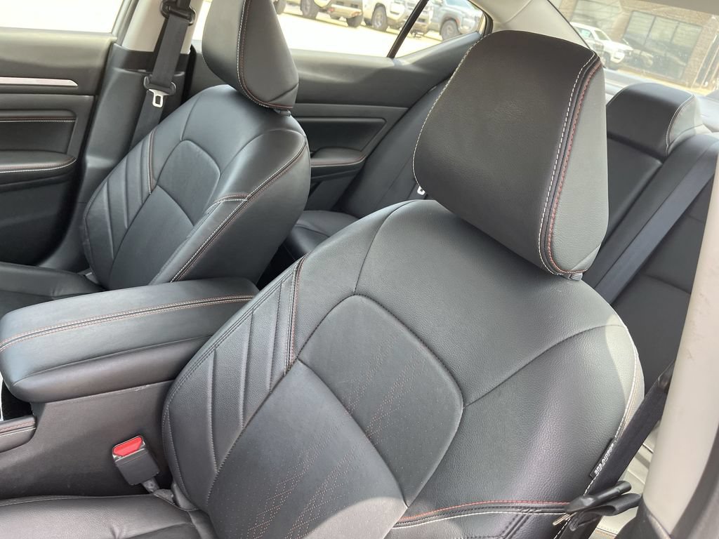 Certified 2023 Nissan Altima 2.5 SR w/ SR Premium Package AWD/4WD image 11