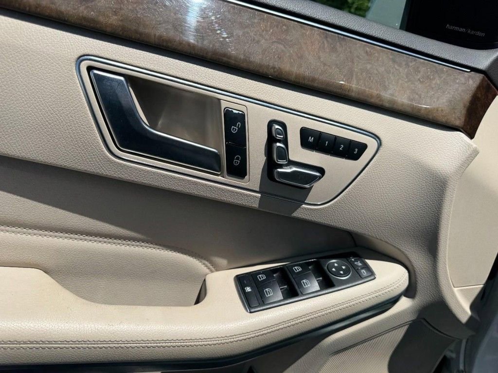 Used 2016 Mercedes-Benz E 350 4MATIC Sedan image 16