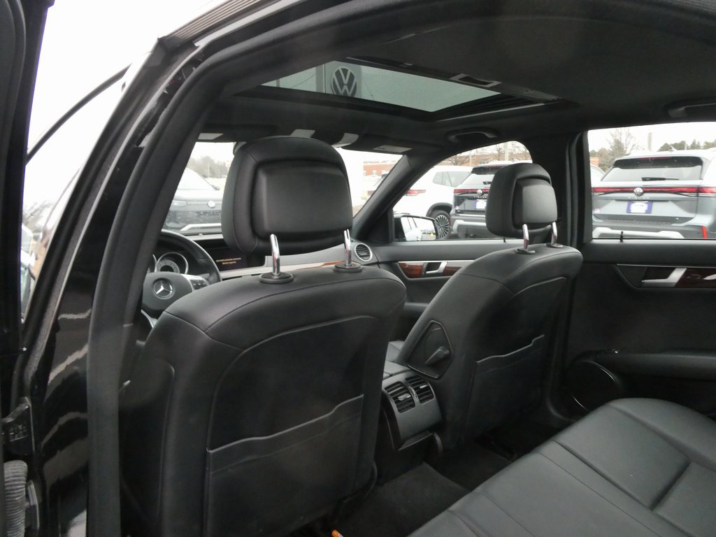 Used 2012 Mercedes-Benz C 300 4MATIC Sedan image 30