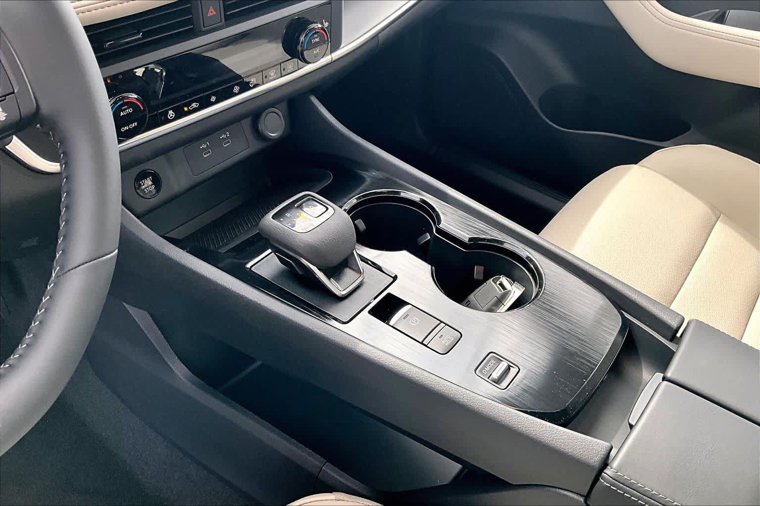 New 2027 Nissan Rogue Dark Armor FWD image 11